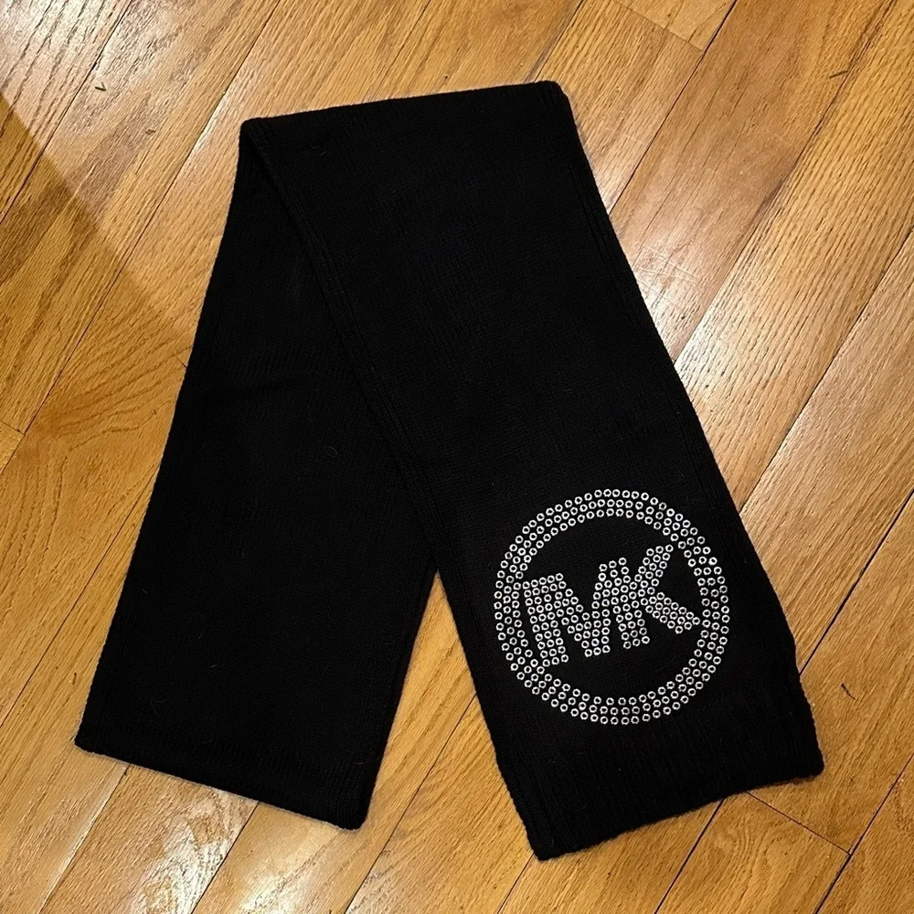 Like New! Michael Kors Black Scarf with Silver Logo